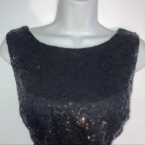 City Triangle Cropped Black Lace Sequin Sequin Top 9 - Picture 6 of 8